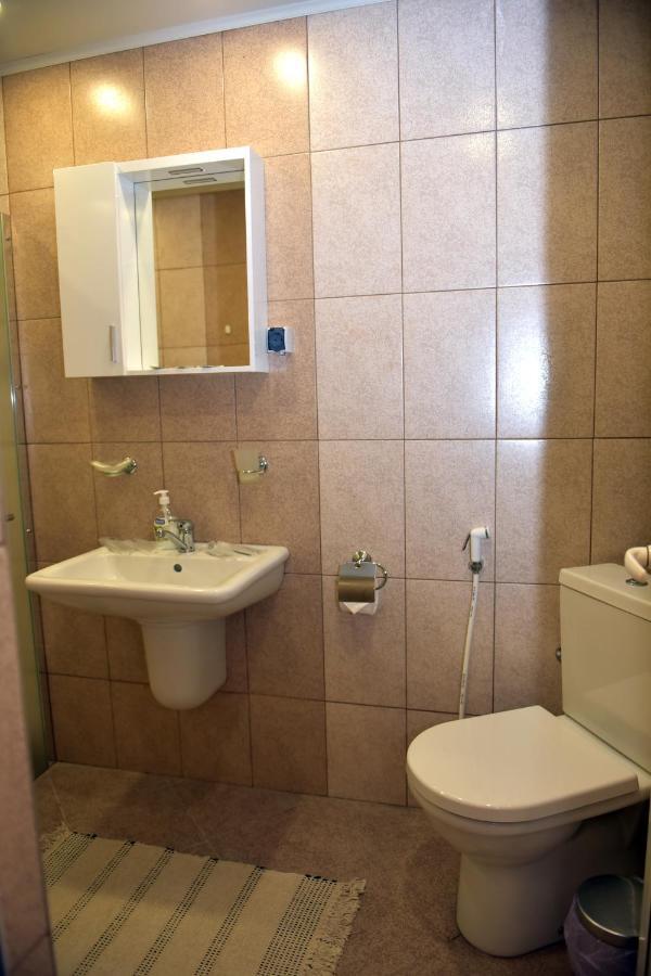 City Apartments Warna Exterior foto